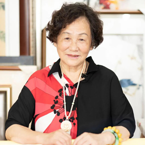 【工美集专访】中国工艺美术大师郝淑萍：她有一双让人心生敬意的手