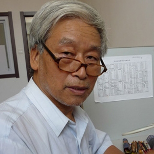 李士啟