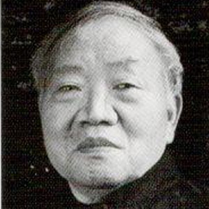 何挺初