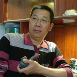 王栋