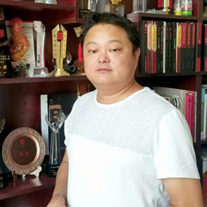 魏鹏举