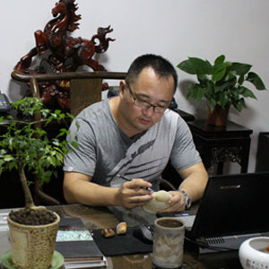 张建伟