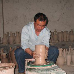 李占伟