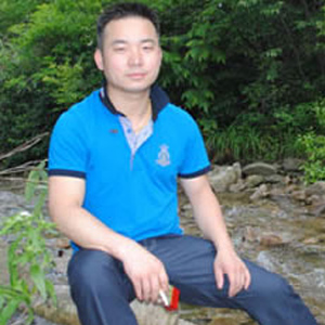 李勇