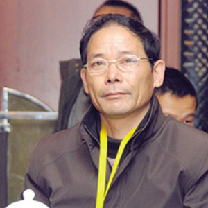 屠振权