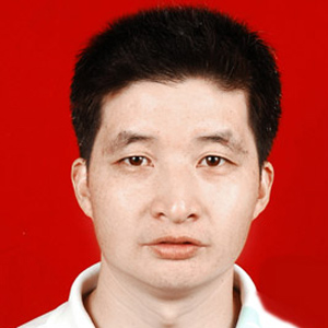 钟春明