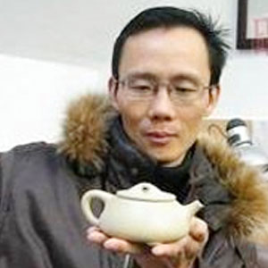 郁伟杰