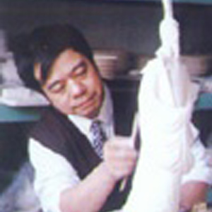 黄干新