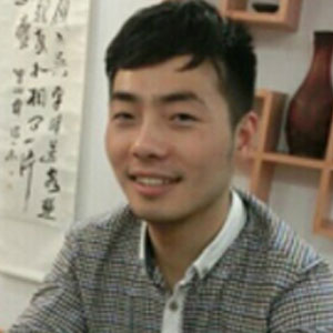 詹弘