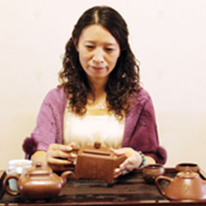 杨建英