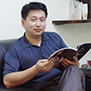 仵楚英