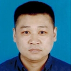 李毅