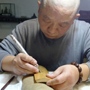 张泰中