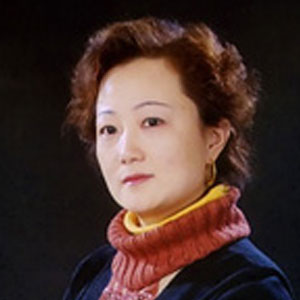刘莹