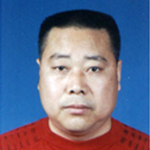 穆明龙