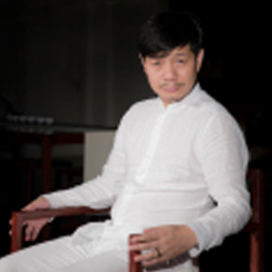 施小平