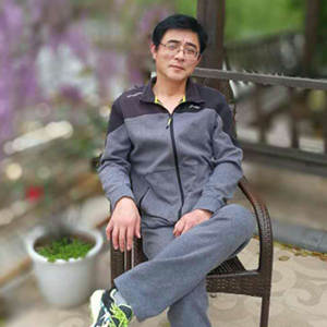 殷小平