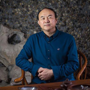 指尖旋转正能量，久久为功育陶人---紫砂大师吴伟华风采展