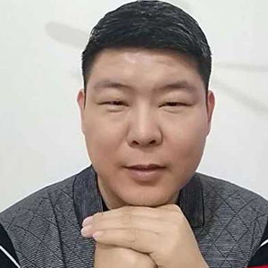 侯自忠