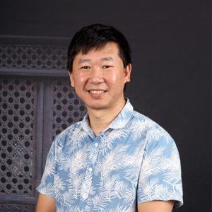 梁威林