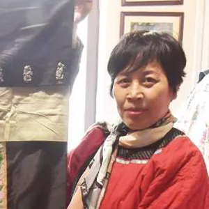 桮小丽
