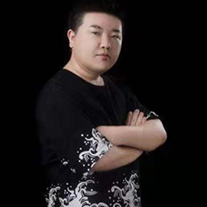 李琼