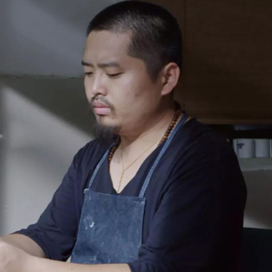 李增龙