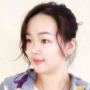 万彧婷